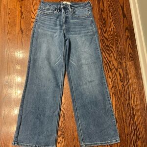 Women's Straight Leg Jeans - Blue